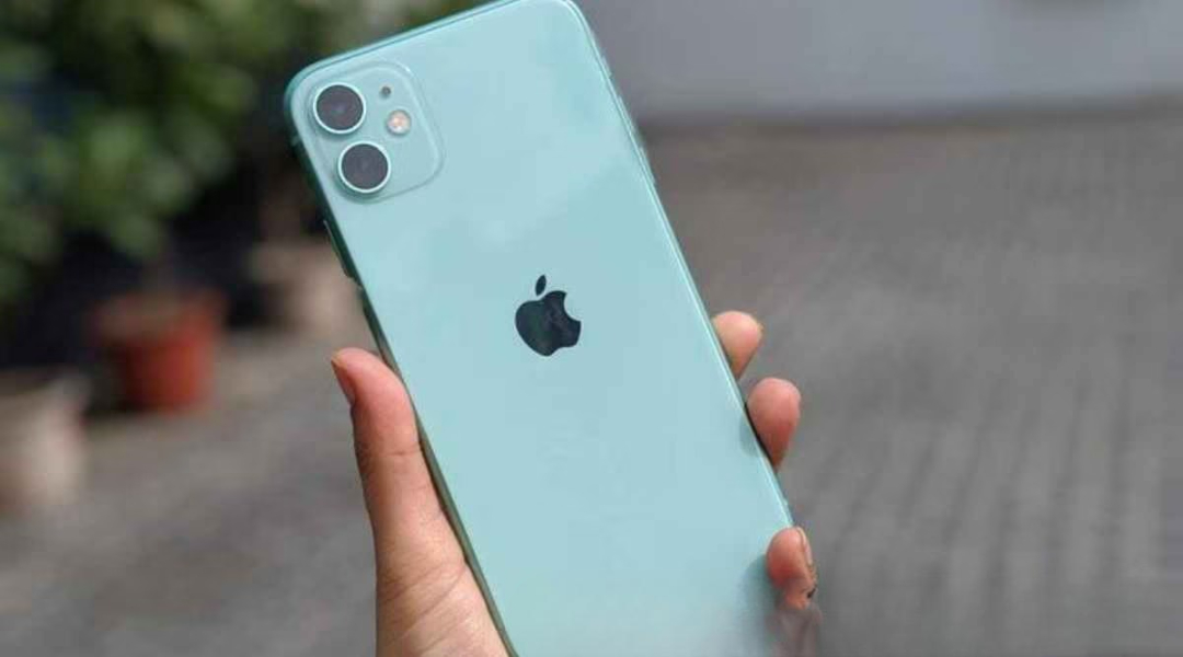 iPhone 11